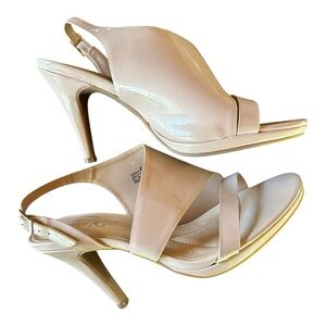 Andrew Geller Nude Patent Slingback Heels Size 8.5 M
